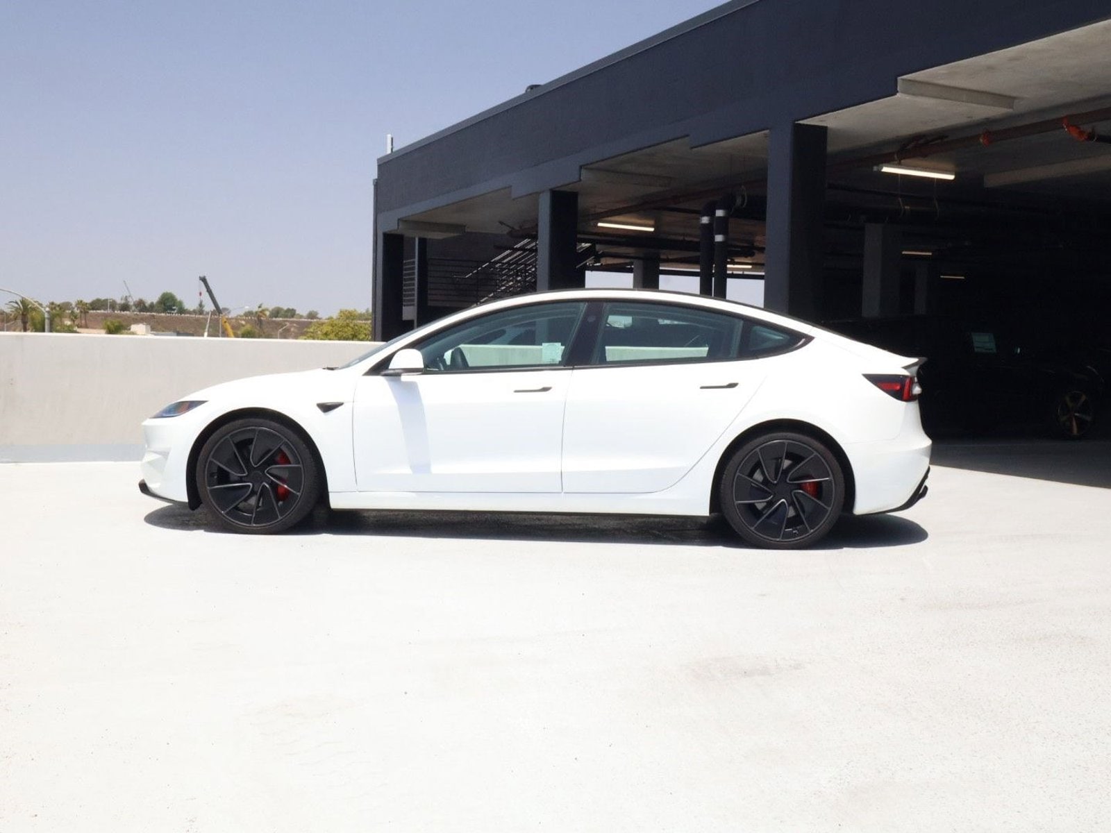 tesla model 3 2025 5YJ3E1ETXSF058001 image tesla model 3 2025 5YJ3E1ETXSF058001 image